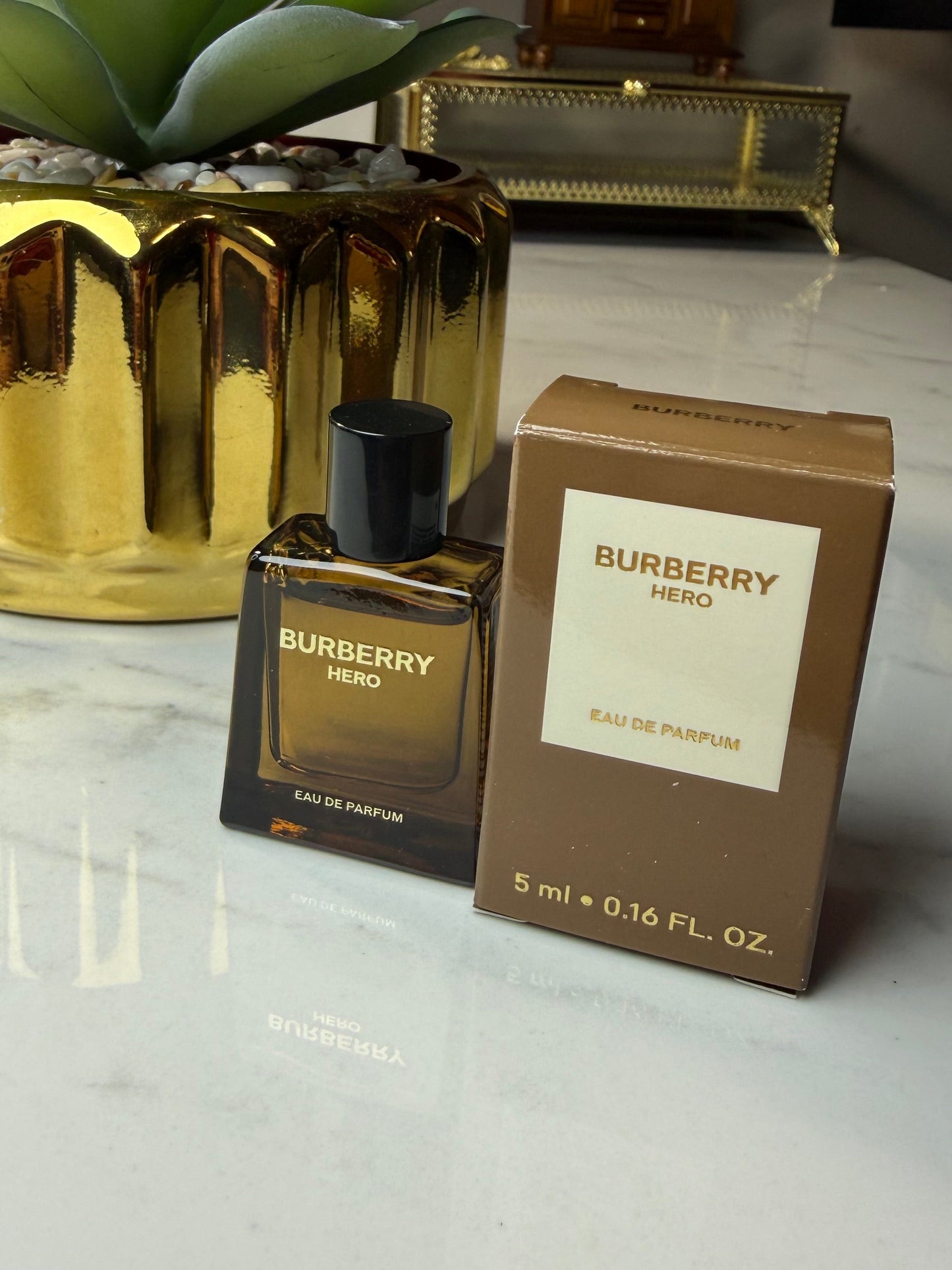 Burberry HERO (MEN)