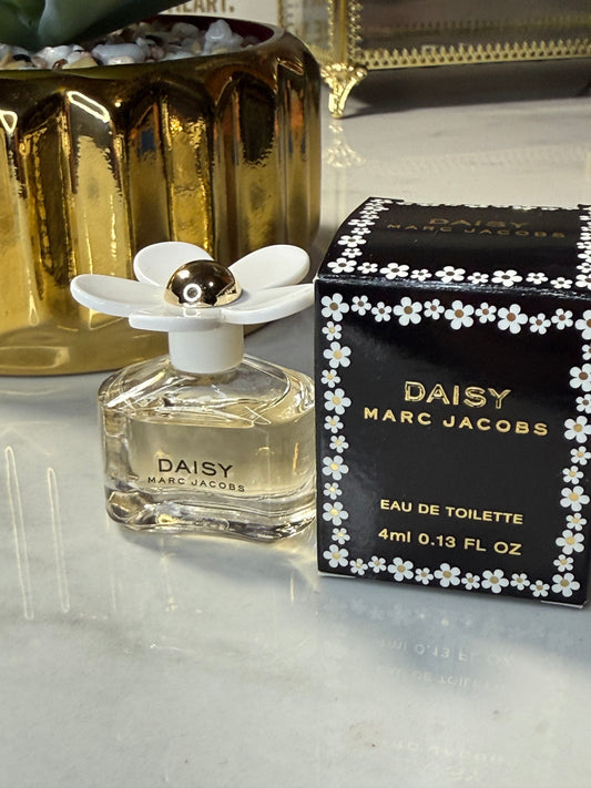 Marc Jacobs daisy