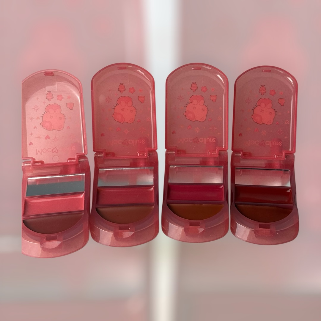 Phone lipgloss matte